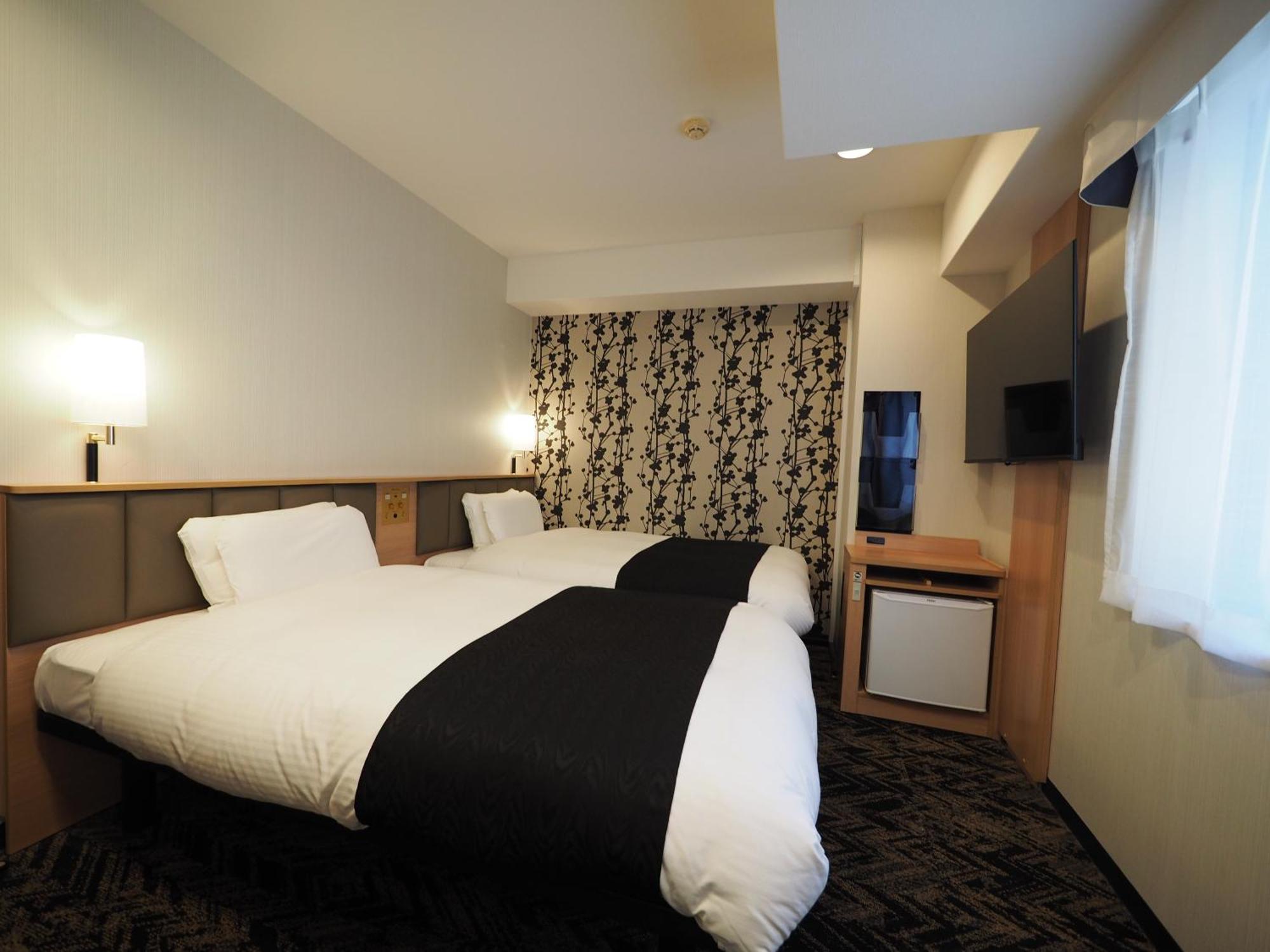 Apa Hotel Kagoshima Chuo Ekimae Bagian luar foto
